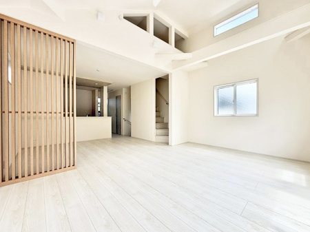 ���r���O 3����  �����ƕ���������A�����b�N�X�ł�����