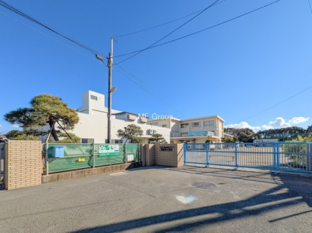 ���ӊ� ���w�Z 650m ������s���l�{�ꏬ�w�Z