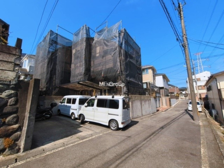  �O�ρ��V������炵���n�܂�ꏊ�ŁA�Ƒ����J��[�߂�