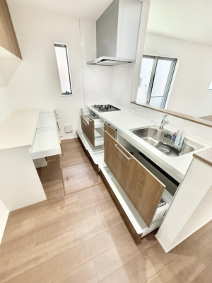 �L�b�`�� 2����  ���w�ʂɃJ�b�v�{�[�h������A���[�͂�����L�b�`���ł�