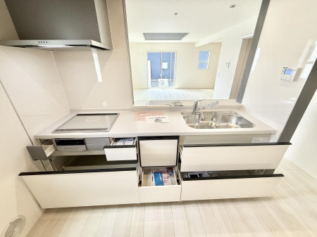 �L�b�`�� 10����  ���Ƒ����J��[�߂�A������̂���L�b�`��
