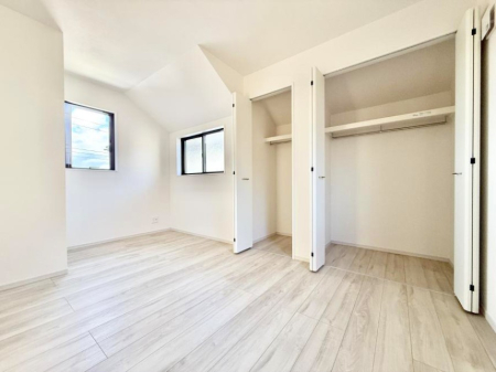 �Q�� 2����  ���L�x�Ȏ��[�X�y�[�X�I  