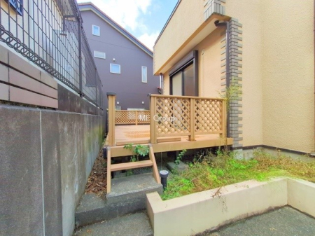 ���̑� �O�ρ��V�C�̗ǂ����̓E�b�h�f�b�L�ł̂�т�����ڂ���  