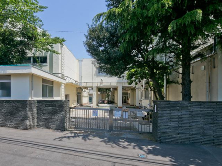 ���ӊ� ���w�Z 1400m ���l�s����Ց䏬�w�Z