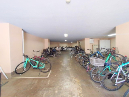 ���̑� �O�ρ�������Ɛ������ꂽ���֏�ŁA���]�Ԃ̕ۊǂ����S�ł�