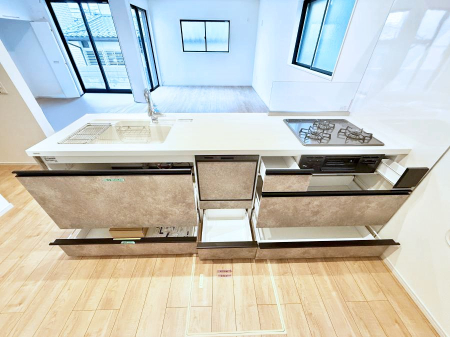 �L�b�`�� 1����  �������������Ɗy�����Ȃ�A���K�ȃL�b�`�����