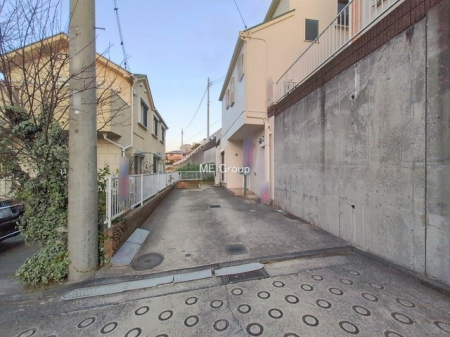  �O�ρ��J�[�X�y�[�X�L