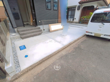  �O��