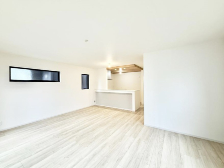 ���r���O 1����  �����R�Ɖ�b�����܂��A�S�n�悢�ЂƂƂ�