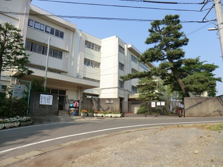 ���ӊ� ���w�Z 900m ���s�����쏬�w�Z