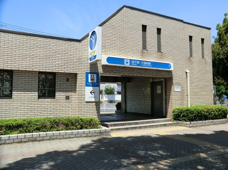 ���ӊ� �w 640m ���l�s�c�n���S�u���[���C���u�Бq���v�w