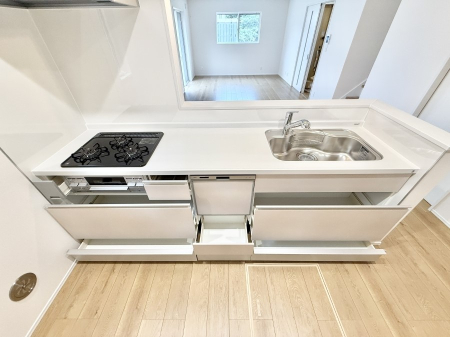 �L�b�`�� 1����  ���Ƒ����J��[�߂�A������̂���L�b�`��