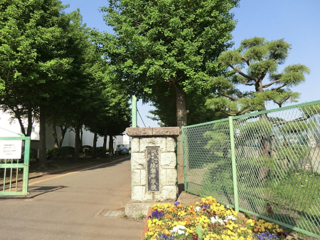 ���ӊ� ���w�Z 2600m �����s���������w�Z
