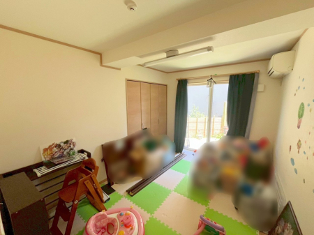 �q������ �����������̍D�݂ɍ��킹���C���e���A�𐮂��₷�����𔽉f�ł���ꏊ�ł�