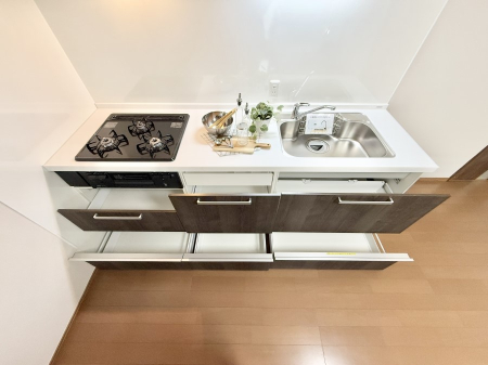 �L�b�`�� �������Ƒ����J��[�߂�A������̂���L�b�`��