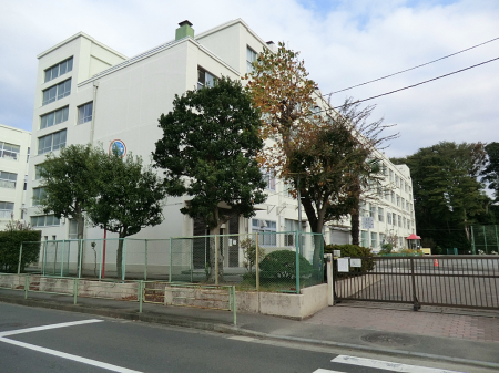 ���ӊ� ���w�Z 850m ���l�s�����Óc��񏬊w�Z