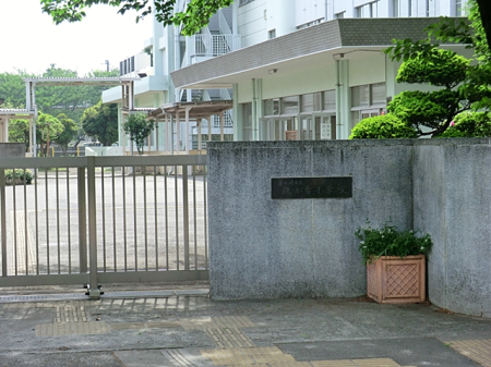 ���ӊ� ���w�Z 850m ������s���߂��䏬�w�Z