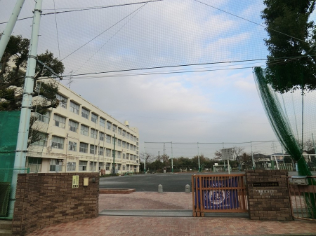 ���ӊ� ���w�Z 600m ���l�s�������R���w�Z