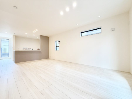 ���ӊ� �X�[�p�[ 1000m �}���G�c�o����X