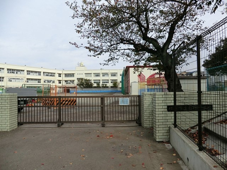 ���ӊ� ���w�Z 350m ���l�s���������w�Z