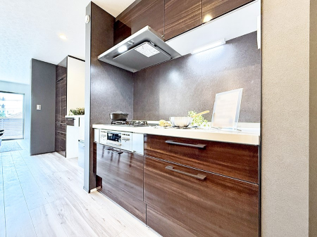 �L�b�`�� 1����  �����y���݂ƐH�ׂ�K����͂���L�b�`��