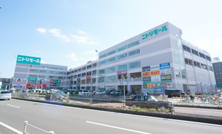���ӊ� �V���b�s���O�Z���^�[ 1200m �j�g�����[�����͌�