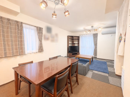 ���r���O �������S���������ꏊ�A�������߂����郊�r���O���f�ډ摜��AI���H���Ă���܂�  