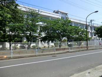  横須賀市立久里浜中学校